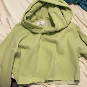 green cropped hoodie